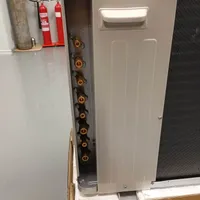 Външно тяло за мултисплит TOSHIBA RAS-4M27G3AVG-E- с дефект